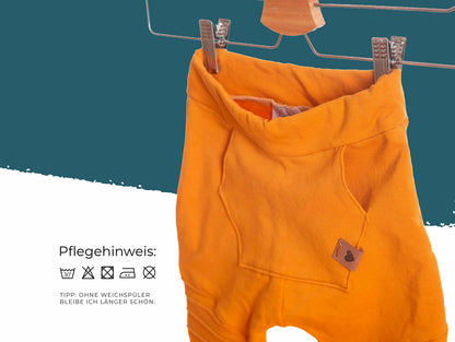 HosenLiebe „Senfgold“ – handgemachte Kinderhose aus Sweat